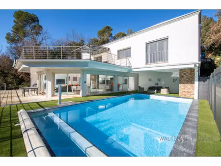 maison domaine de golf 83170 brignoles