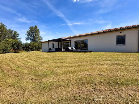 vente maison 6 pièces 160 m² marsan (32270)