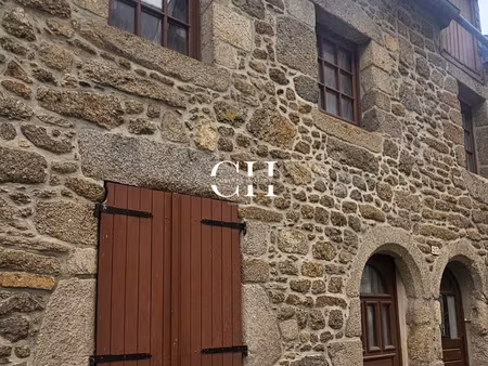 maison de ville à rénover coeur de moncontour