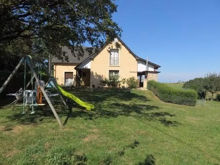 maison 6 pièces (meublé) 131 m²