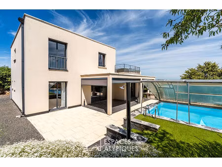 maison contemporaine sur les hauteurs de anse avec vue imprenable sur la chaine des alpes