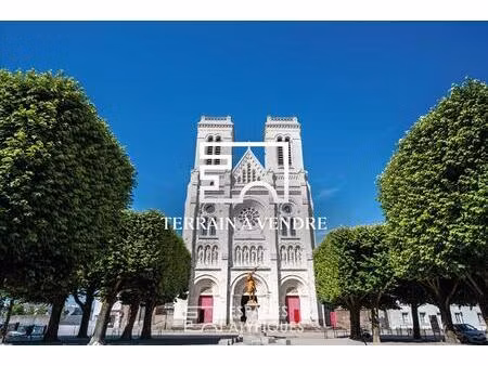 terrain exclusif et verdoyant au coeur de saint-donatien