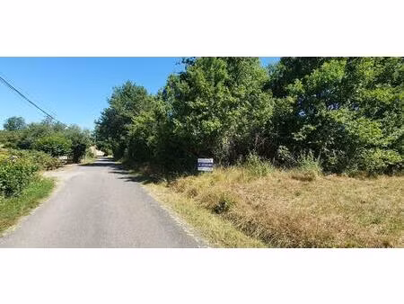 terrain de 5215 m² m²