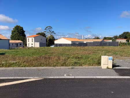 vente terrain 454 m² geneston (44140)
