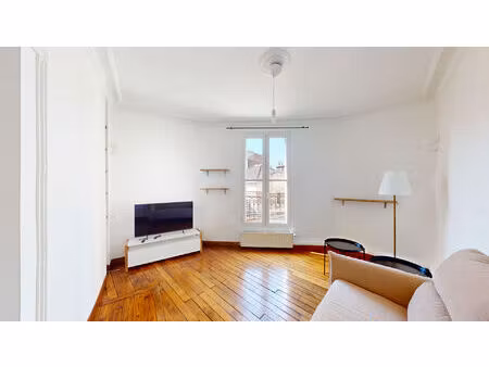 location appartement 2 pièces  39.60m²  asnières