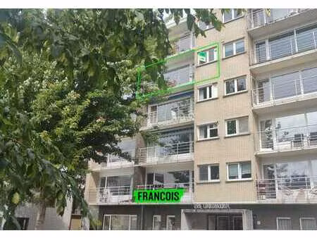 appartement rénové avec garage à louer