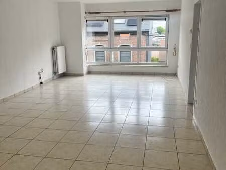 elise 3  appartement 2 ch. 95m²  hannut  peb b