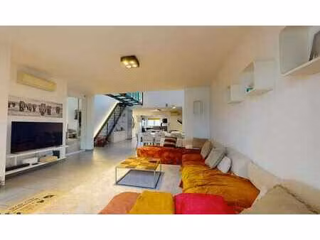 maison mit. dans copropriét  2 ch.  terr  gar  park
