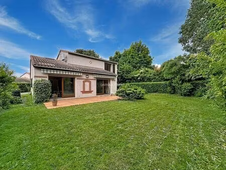 maison a balma sans vis-a-vis dans un environnement residentiel