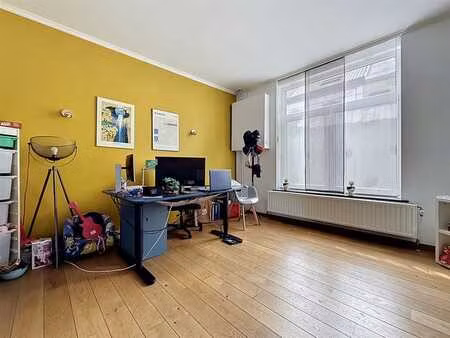 maison récemment rénovée à vendre