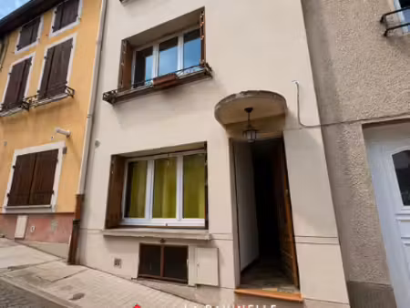 maison de caractère au coeur du vieux liverdun 92 m2 carrez