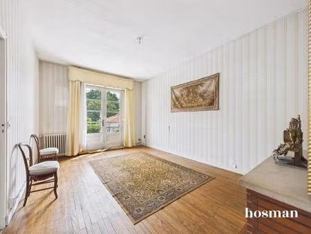 maison de 6 pièces à mettre au goût du jour - 175 m² avec grand jardin et garage - rue de 
