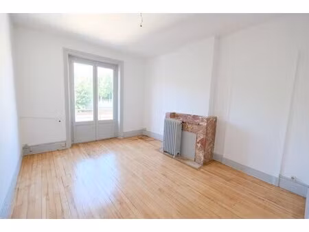 t2 85 rue de la richelandiere