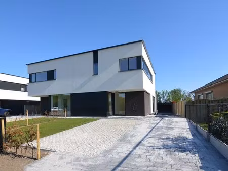 maison à louer à neeroeteren € 1.700 (lp7nc) | zimmo