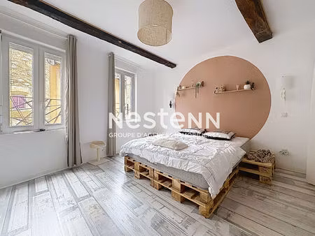 maison de ville meublée  2 chambres avec cour extérieur pièces à nérac