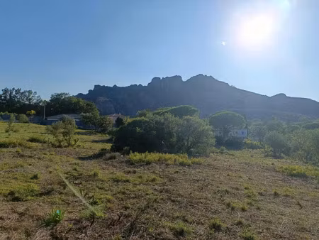 vente terrain 750 m² à roquebrune-sur-argens (83520)  240 000 €