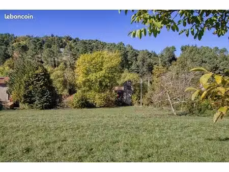 terrain 560 m² cadillac-sur-garonne