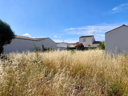 vente terrain 1364 m² à angoulins (17690)  438 000 €