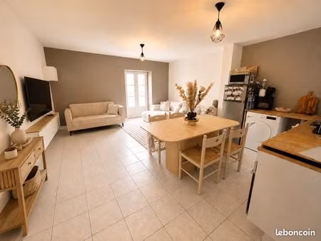 appartement 2 pièces – résidence calme avec parking