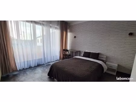 chambre 1 pièce 23 m²