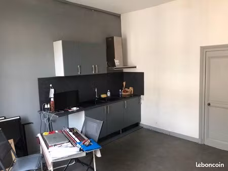 a louer - appartement centre poitiers - non meublé