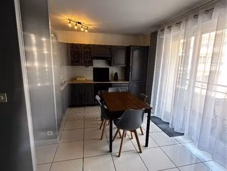 studio meublé 29m2 avec balcon + garage sécurisé - valenciennes