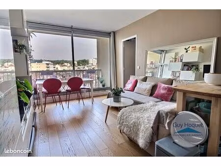 coup de cœur – 2 pièces lumineux avec balcon  vue dégagée et cave  au 11ᵉ étage avec ascen