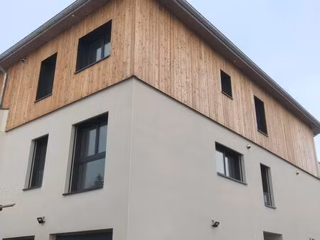 appartement t2 + box à louer ; proche metabief