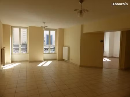 appartement à louer de 117 m2 centre ville
