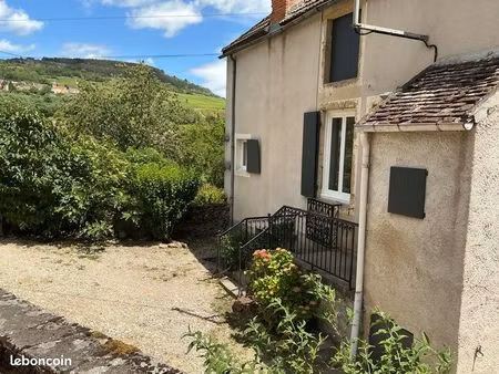 maison de village a louer