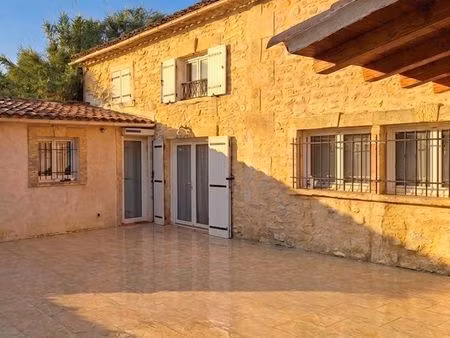 a louer mas de 120 m2 meublé