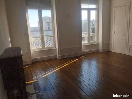 appartement t3 100 m2
