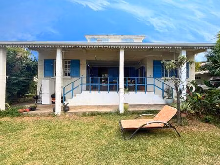 villa t5 a vendre a l'etang sale les hauts de la reunion