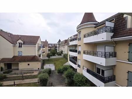 exclusivité lgi appartement f3 avec parking et terrasse