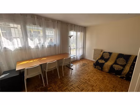a vendre studio avec cave