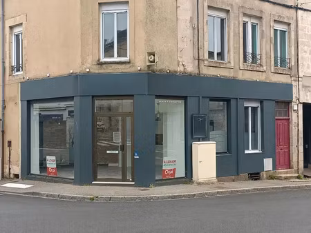 location locaux professionnels 66 m² à mamers (72600)  nan €