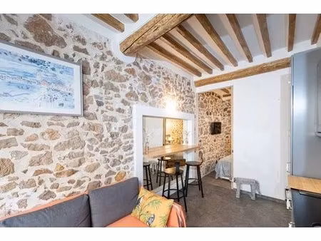 location etudiante - magnifique 2 pièces au coeur du vieil antibes !