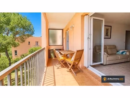 quartier saint pierre de feric: 3p avec terrasse vue degagee sud/ouest
