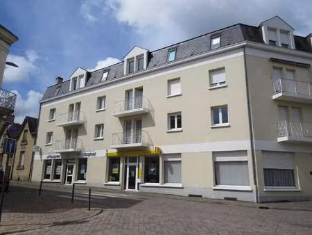 location appartement 4 pièces à sablé-sur-sarthe centre (72300) : à louer 4 pièces / 94m² 