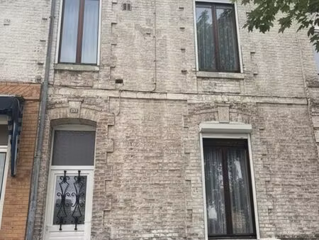 maison 7 pièces 100 m²