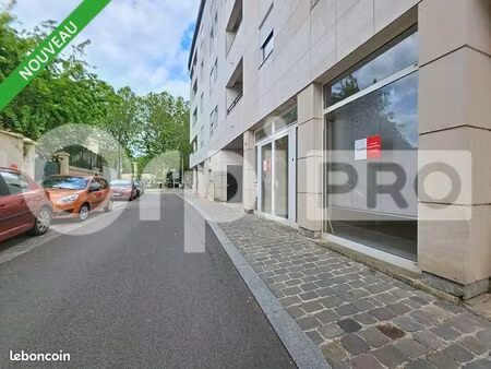 local commercial 160 m²