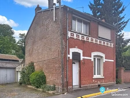 maison 7 pièces 90 m²