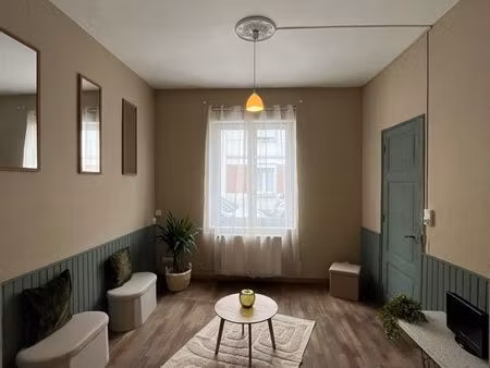 maison 4 pièces de 80m2