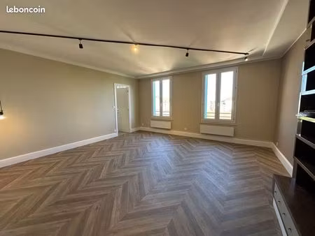 appartement 3 pièces 90 m²