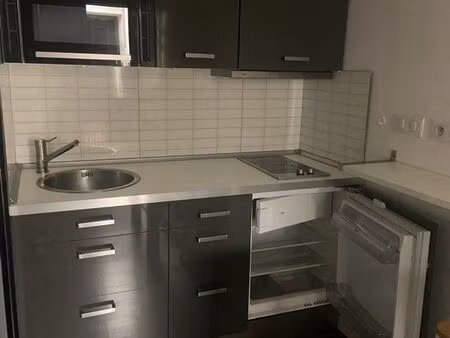 studio meublé lumineux hyper centre proche lycées et elisa