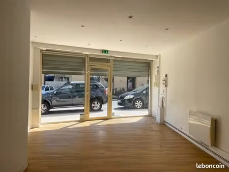 local commercial 160 m²