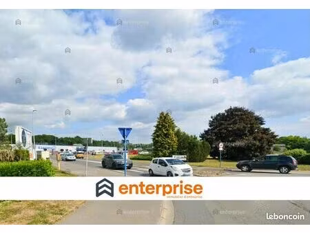 local commercial 650 m²
