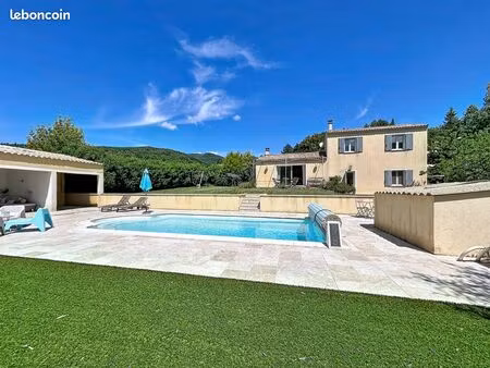 maison 7 pièces 155 m²