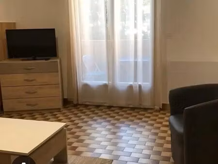 studio meublé