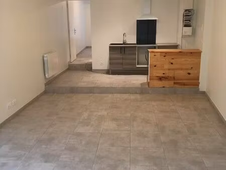 t2 centre volonne 43 m3 rdc